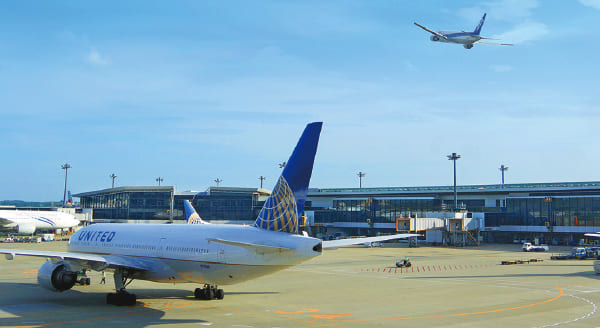 成田空港へ