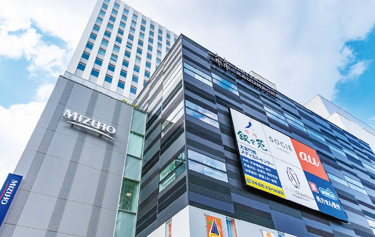 「大宮駅東口大門町2丁目中地区市街地再開発事業」が「大宮門街（オオミヤカドマチ）」として完成。